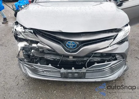 2020 Toyota Camry Xle Hybrid из США, поврежденный, VIN 4T1F31AK1LU017227
